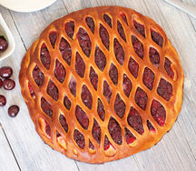 Пирог с вишней