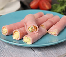 Рулетики ветчинные