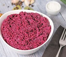 Закуска свекольная с орехом и чесноком