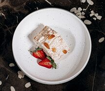 Меренговый рулет