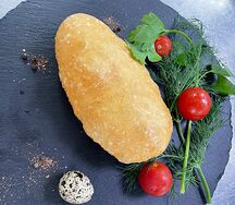 Жареный пирожок с капустой