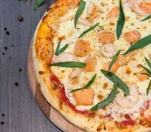С морепродуктами S