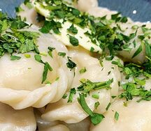 Вареники с картофелем и беконом