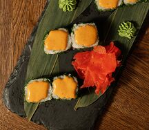 Спайси-роллы с тунцом