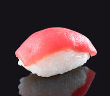 Суши с тунцом