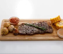 Стейк из говядины Стриплойн