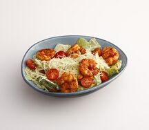 Салат Цезарь с тигровыми креветками