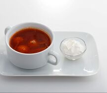 Борщ с фрикадельками