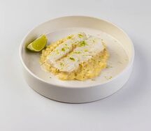 Треска с ризотто из цветной капусты и пармезаном