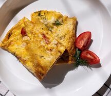 Омлет из 3-х яиц с тостом