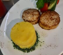 Котлеты куриные с картофельным пюре