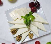 Сырное ассотри по-кавказски
