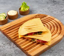 Сырная кесадилья