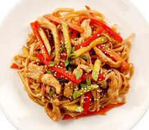 Удон с курицей