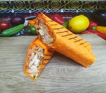 Шаурма с ветчиной и сыром в сырном лаваше