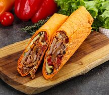 Шаурма с бараниной в сырном лаваше