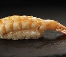 Суши с креветкой