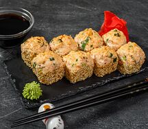 Ролл фирменный Chicken вулкан