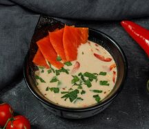 Суп с лососем