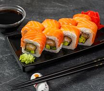 Император с лососем