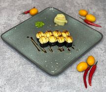 Ролл запечённый с крабом
