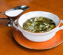 Сыйыг по-Бакински с щавелем, рисом и заварным яйцом