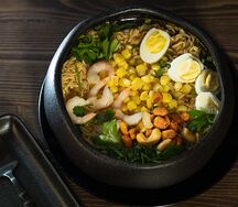 Лапша пшеничная с морепродуктами