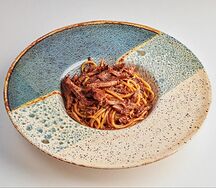 Спагетти с уткой с соусом хойсин