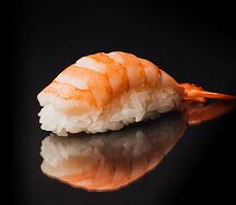 Суши с креветкой