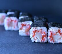 Ролл острый с гребешком