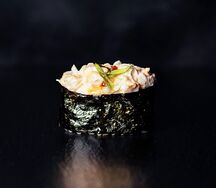 Острый гункан с гребешком