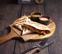 Кесадилья с курицей