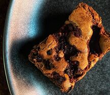 Брауни с малиной