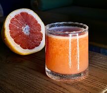 Свежевыжатый грейпфрутовый сок