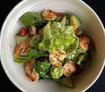 Салат с креветками