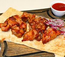 Шашлык из cвинoй шеи