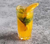 Клубничный