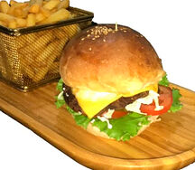 Cheese burger avec frites