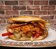 Донер куриный в хлебе