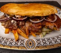 Донер говяжий в хлебе