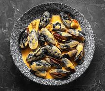 Мидии в соусе том ям