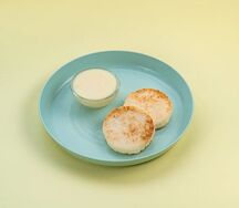 Мамины сырники со сметаной