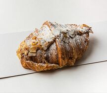 Круассан безлактозный Миндальный