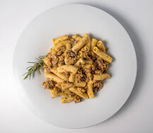 Rigatonis bolognaise