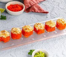 Ролл Калифорния с лососем