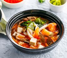 Острый суп Кимчи с морепродуктами