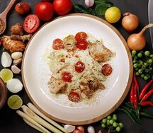 Салат Цезарь с курицей