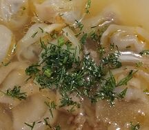 Суп Домашние пельмени в бульоне