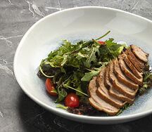 Салатный микс с уткой по-пекински