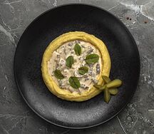 Бефстроганов из говядины с картофельным пюре
